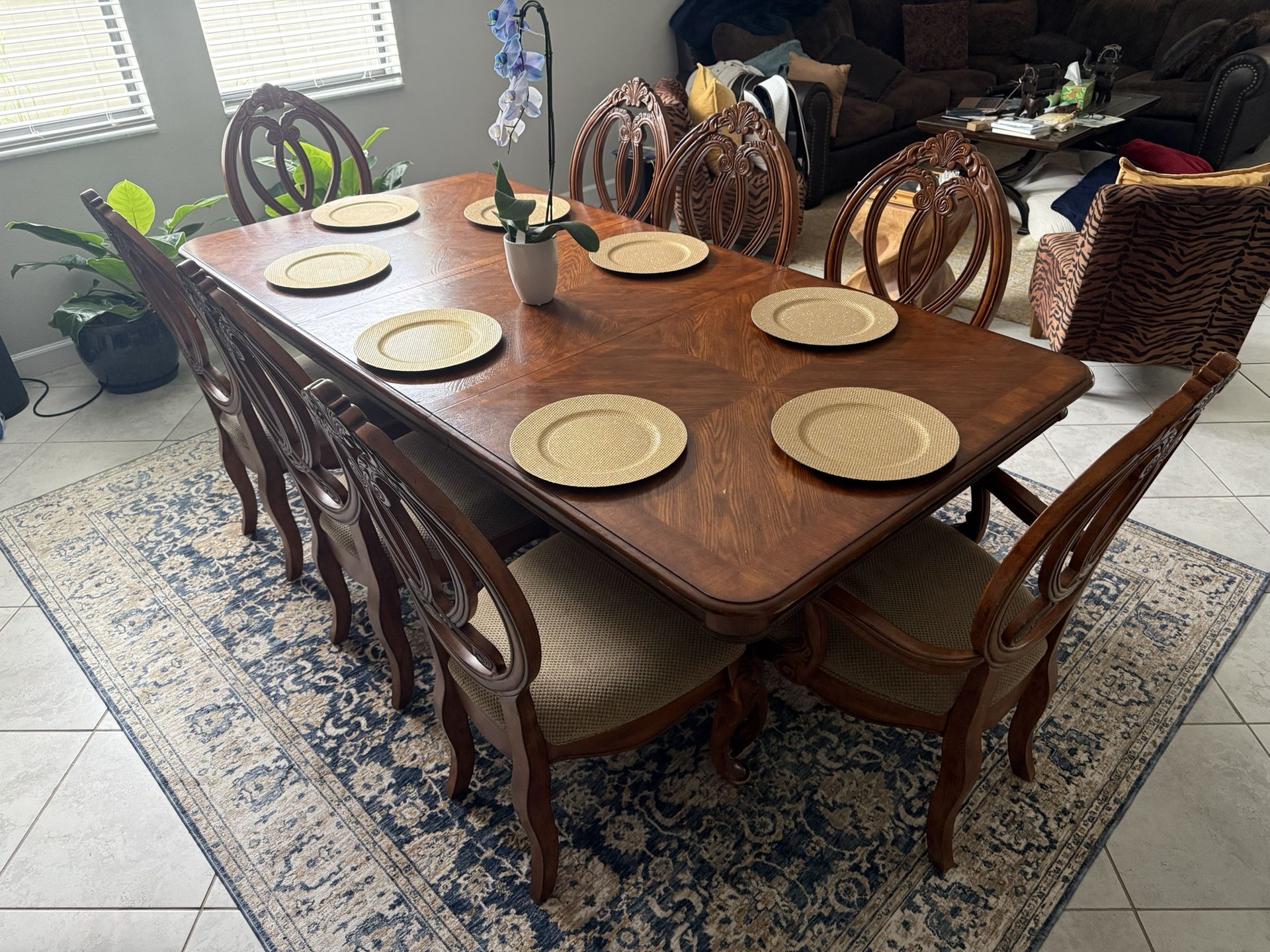 8-Person Dining Room 