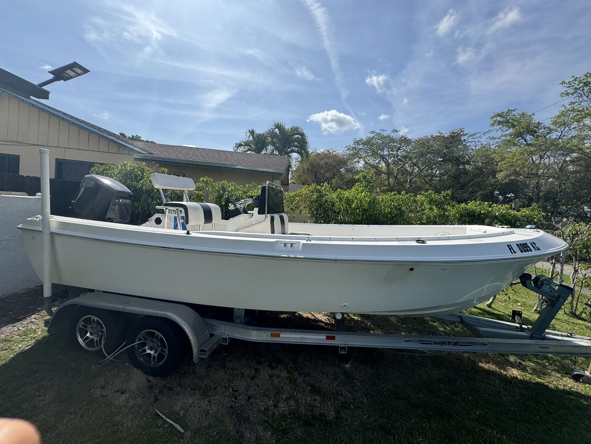 Boat 19.5ft