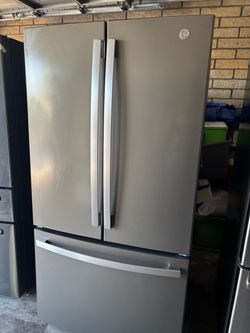 Fridges for sale are Plugged in free Deliver