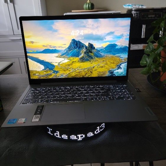 Lenovo Ideapad 3 15.6" Touchscreen laptop 😲20GB ram 1.5TB Storage space!  Fast & Poweful