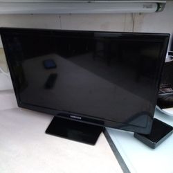 24' Samsung Smart Tv 