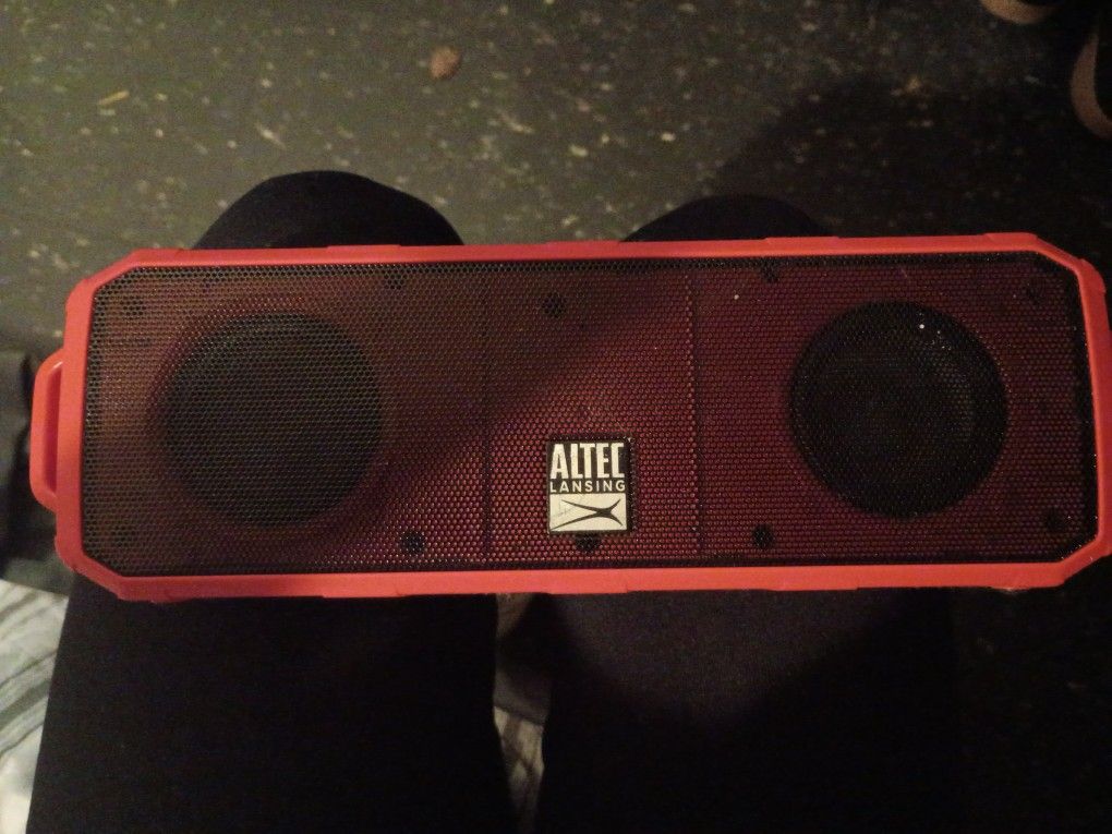 Brand: Altec Lansing
5.0
5.0 out of 5 stars
(2)
Altec Lansing Fury Wireless Speaker IMW340N (Red), Bluetooth