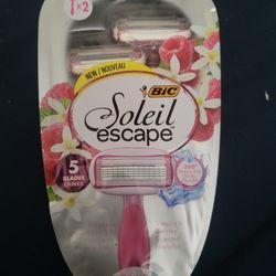 BIC Soleil 5 Escape Women's Razors, 5 Blades, Vanilla & Berries Scented Handles, 2 Count For $6