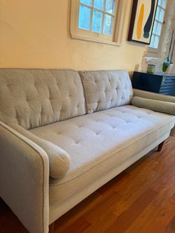 Mid-Century Modern Sofa – Light Gray