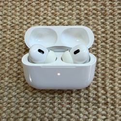 Airpods Pro 2nd generation (Lightning)