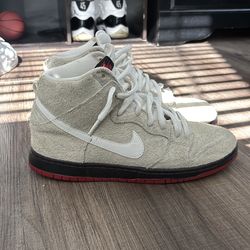 Nike high sb “black sheep” size 11