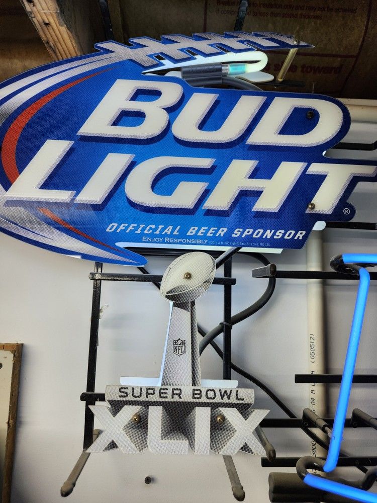 Neon Beer Sign