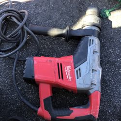 Milwaukee 1-9/16 SDS Max Jackhammer Drill
