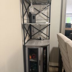 Bar cabinet 