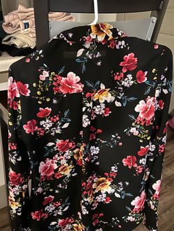 Black/floral  button down