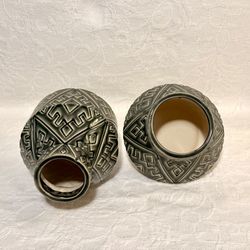 New Tracy Boyd Planter Pots/Vase set of dark gray