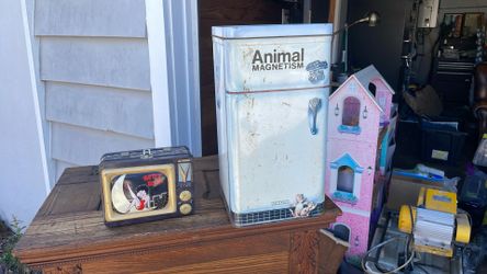 Vintage Containers