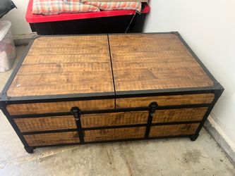 Coffe table for sale don’t have room for it