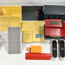 Tech Deck Spin Master Mixed Lot of Skate Park Ramps and Boards with Accessories