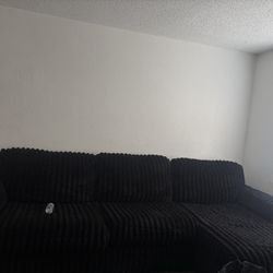 Couch Black Large