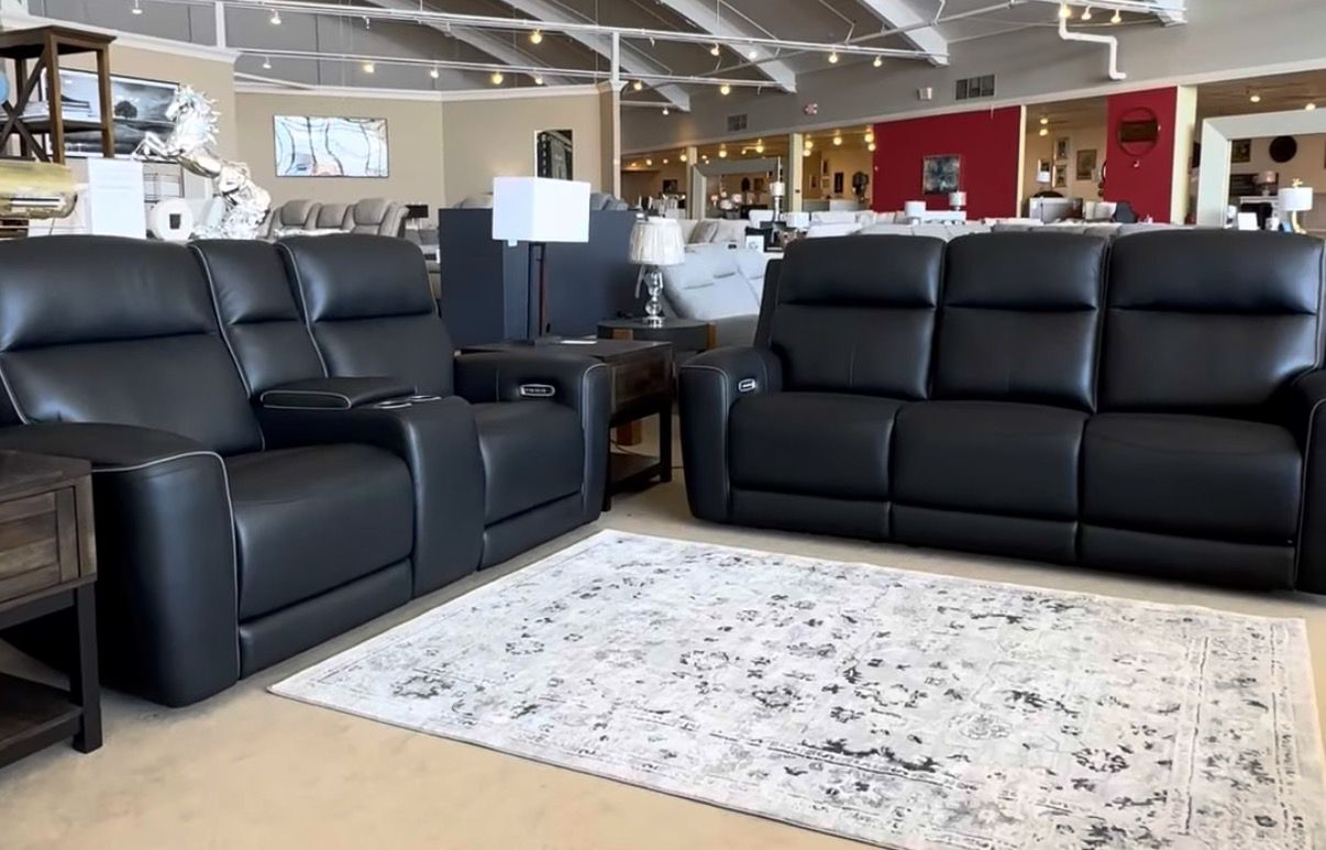Gorgeous Black Leather Reclining Sofa - 4 Piece - Cell Charging Ports - Cup Holders - SAME DAY DELIVERY - NO MONEY DOWN - Life Time Warranty