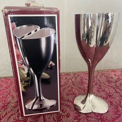 Silver Plated Heart To Heart Shape Goblet In Pair 