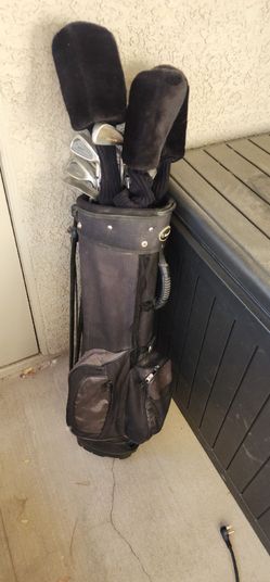 GOLF CLUBS