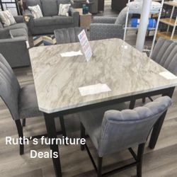 Elegant! 5-Pc Counter Heights Dining Set Grey Velvet Upholstered Chairs 