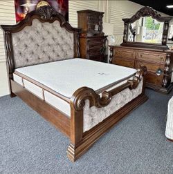 Maylee Dark Brown Upholstered Bedroom Set