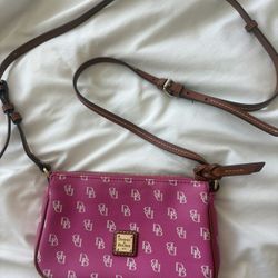 pink dooney and bourke shoulder bag 