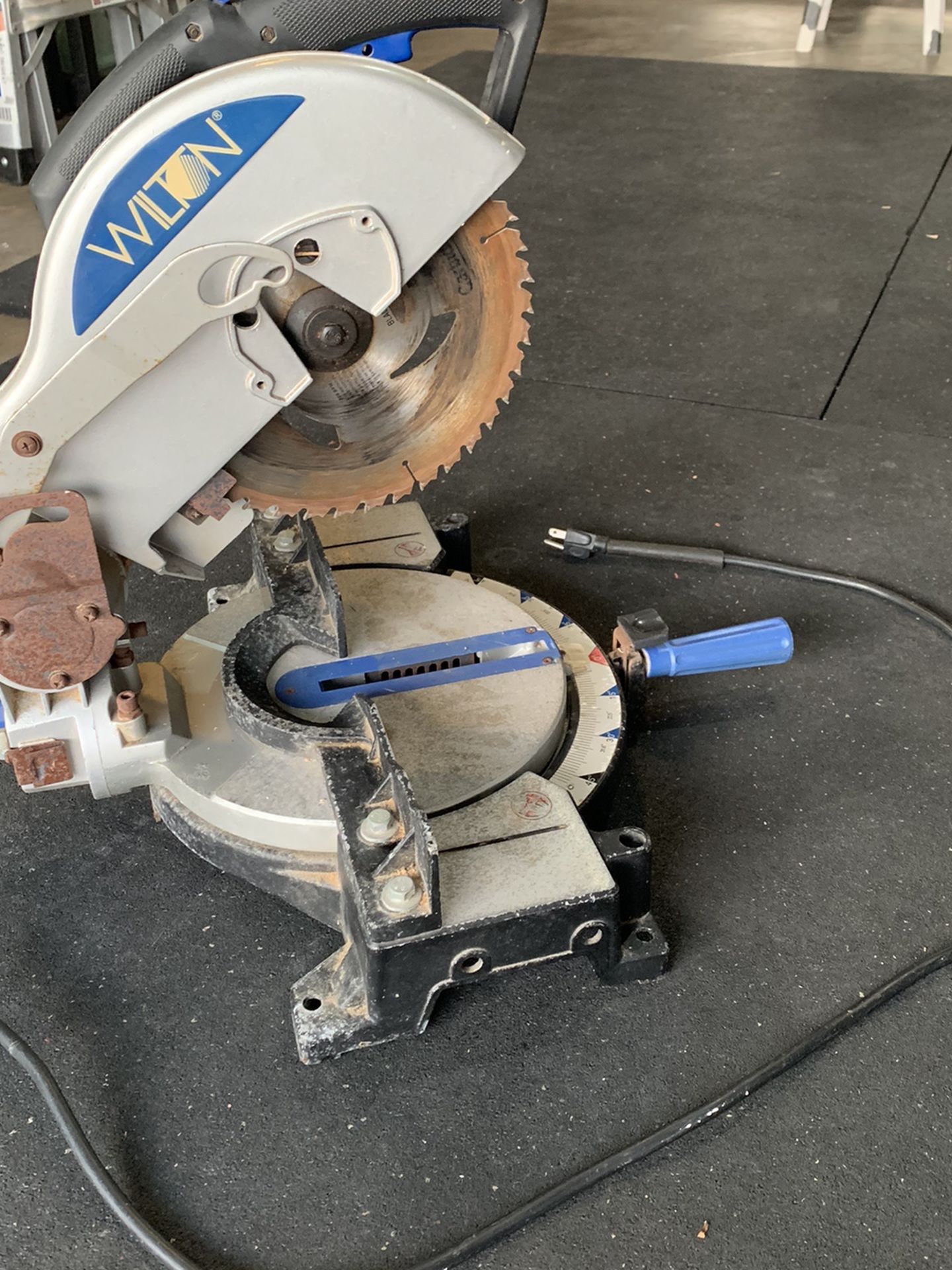Wilton 10” Compound Miter Saw 120V AC, 60 for Sale in Orange, CA OfferUp