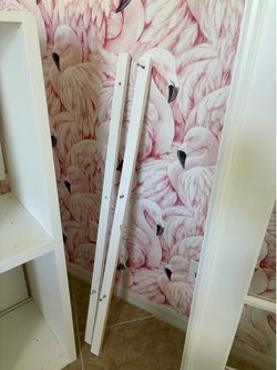 Mounted wall shelving