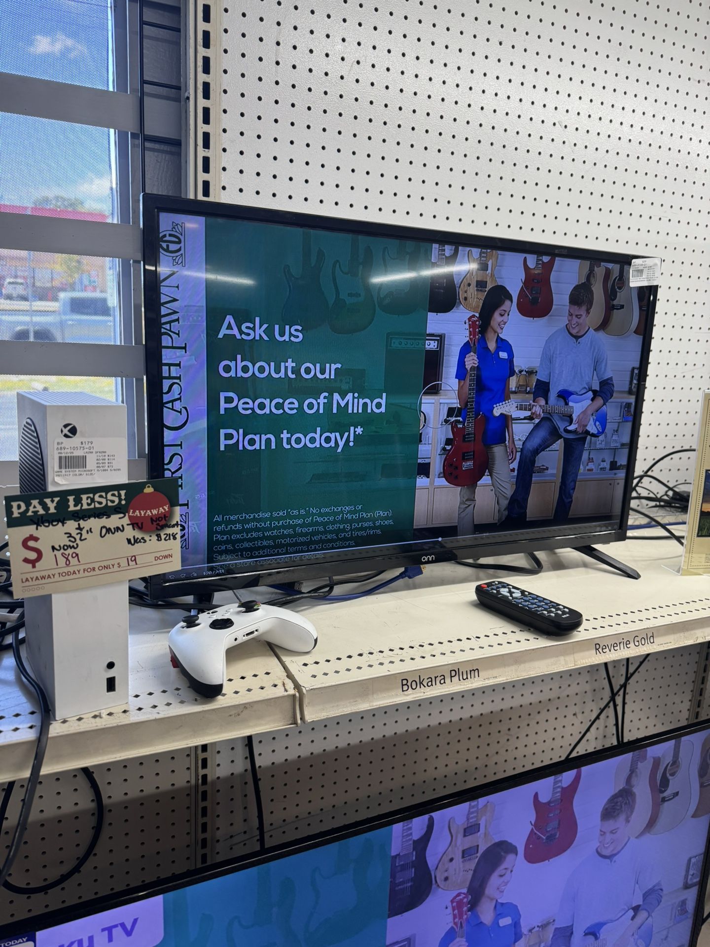 xbox series s with on tv