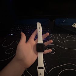 Apple Watch With White Wrist Band Charger Included