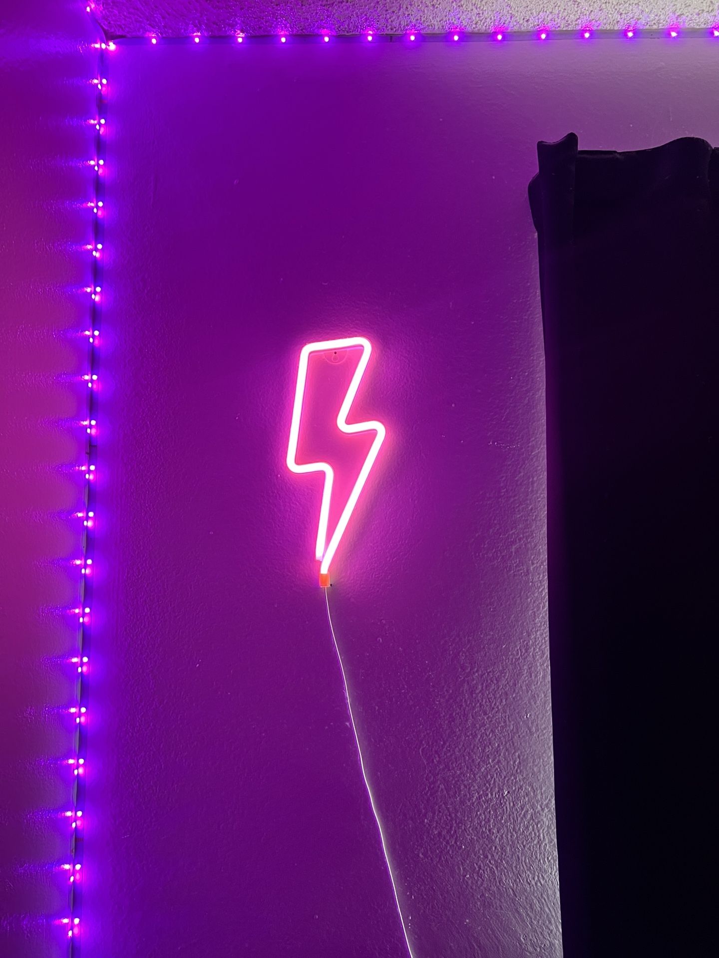 amazon pink led lightning bolt