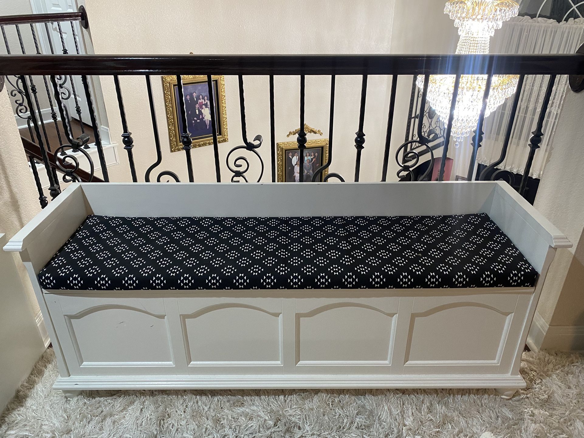 Nice Small Bench with Storage - 60”L x 26” W x 16”H. (Lakeway 78738)