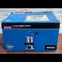 Makita 6.5 Amp 1-1/4 HP Corded Fixed Base Variable Speed Compact Router RT0701C