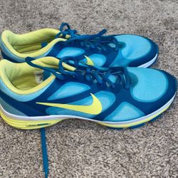 New Nikes!