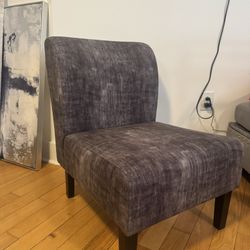 Upholstered Chair 