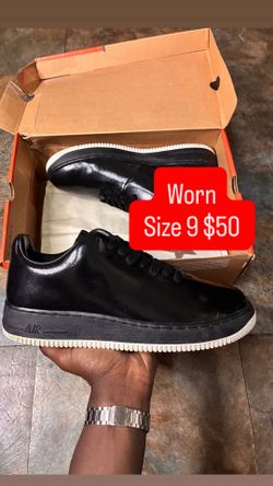 Size 9 “Supreme Seamless Black Patent Leather” Supreme Airforce 1