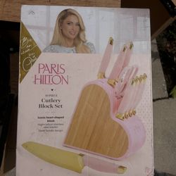 Brand New. Never Opened Pink Heart Knife Set 