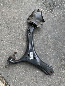 2014 Honda Accord Control Arm (R)