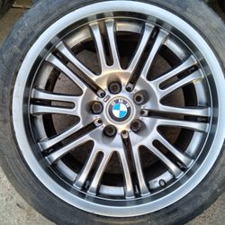 BMW M3 Staggered 18" Wheel 