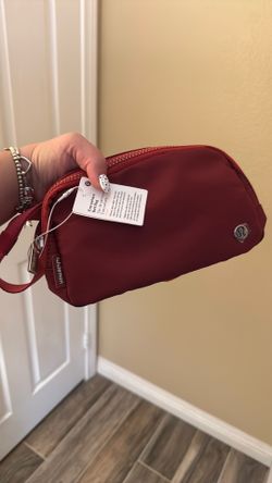 Lululemon belt bag