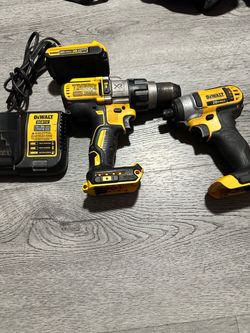 Dewalt drill set
