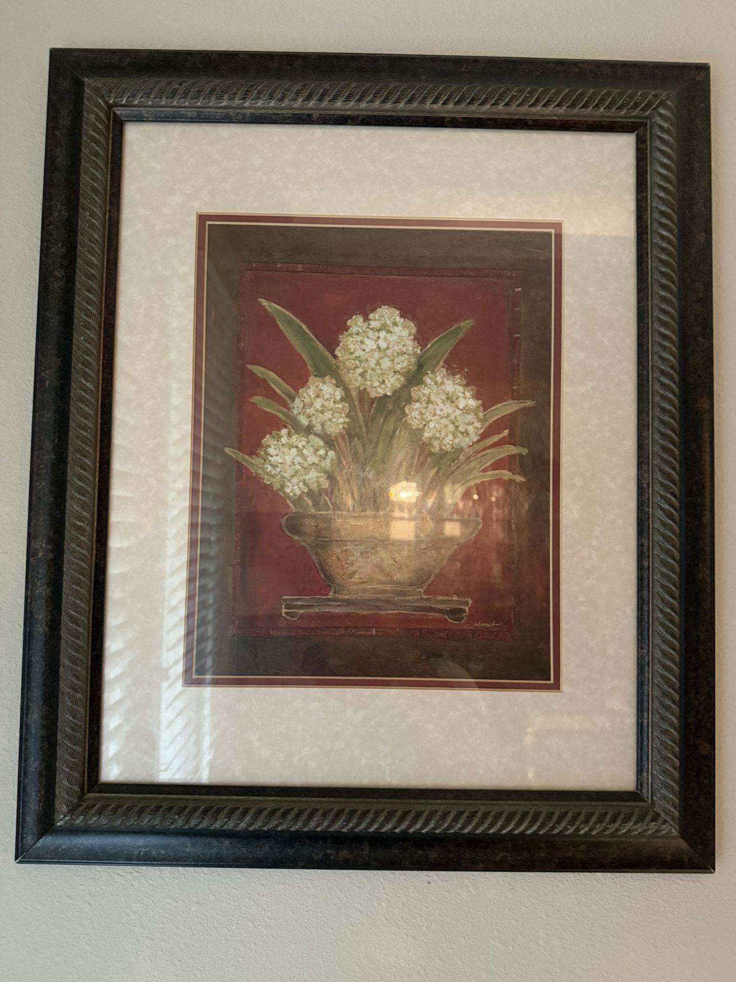 Framed Floral Artwork set of 2 $20 dollar