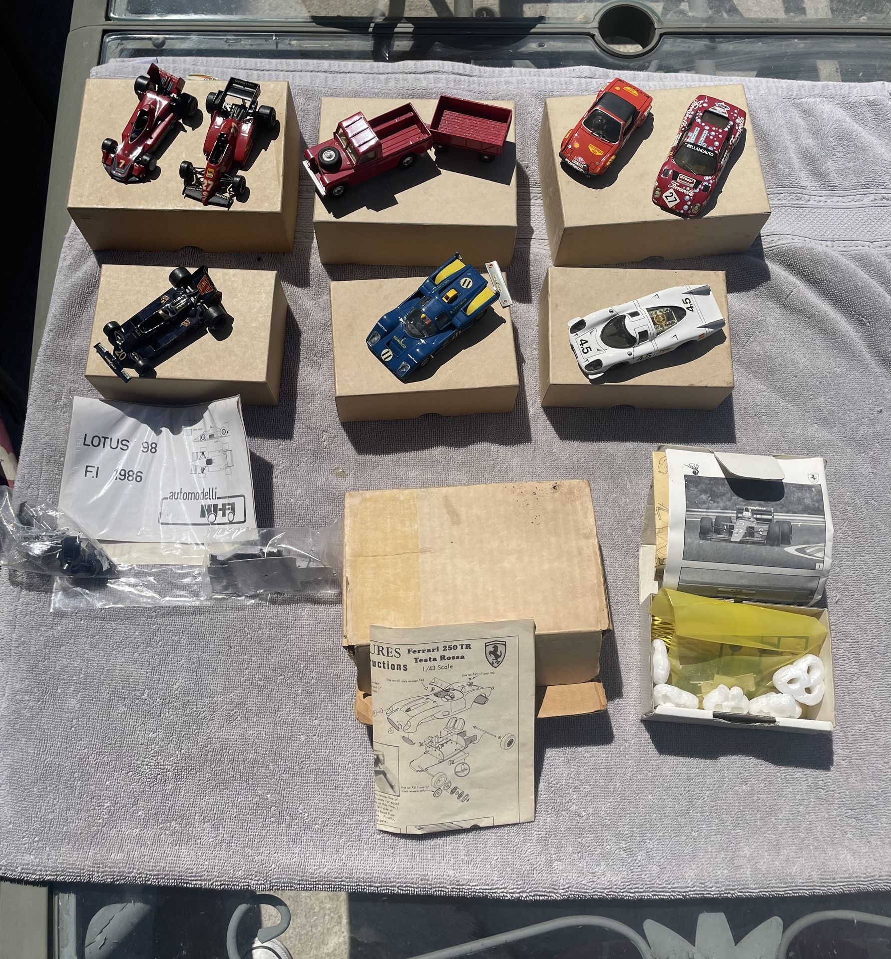 Many miniature Cars