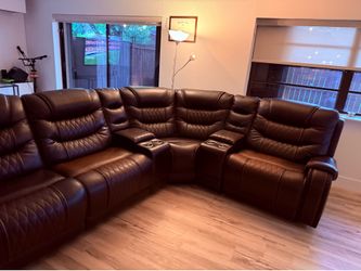 Sectional 7 pieces brown, genuine leather, all pieces are recliners and electric.