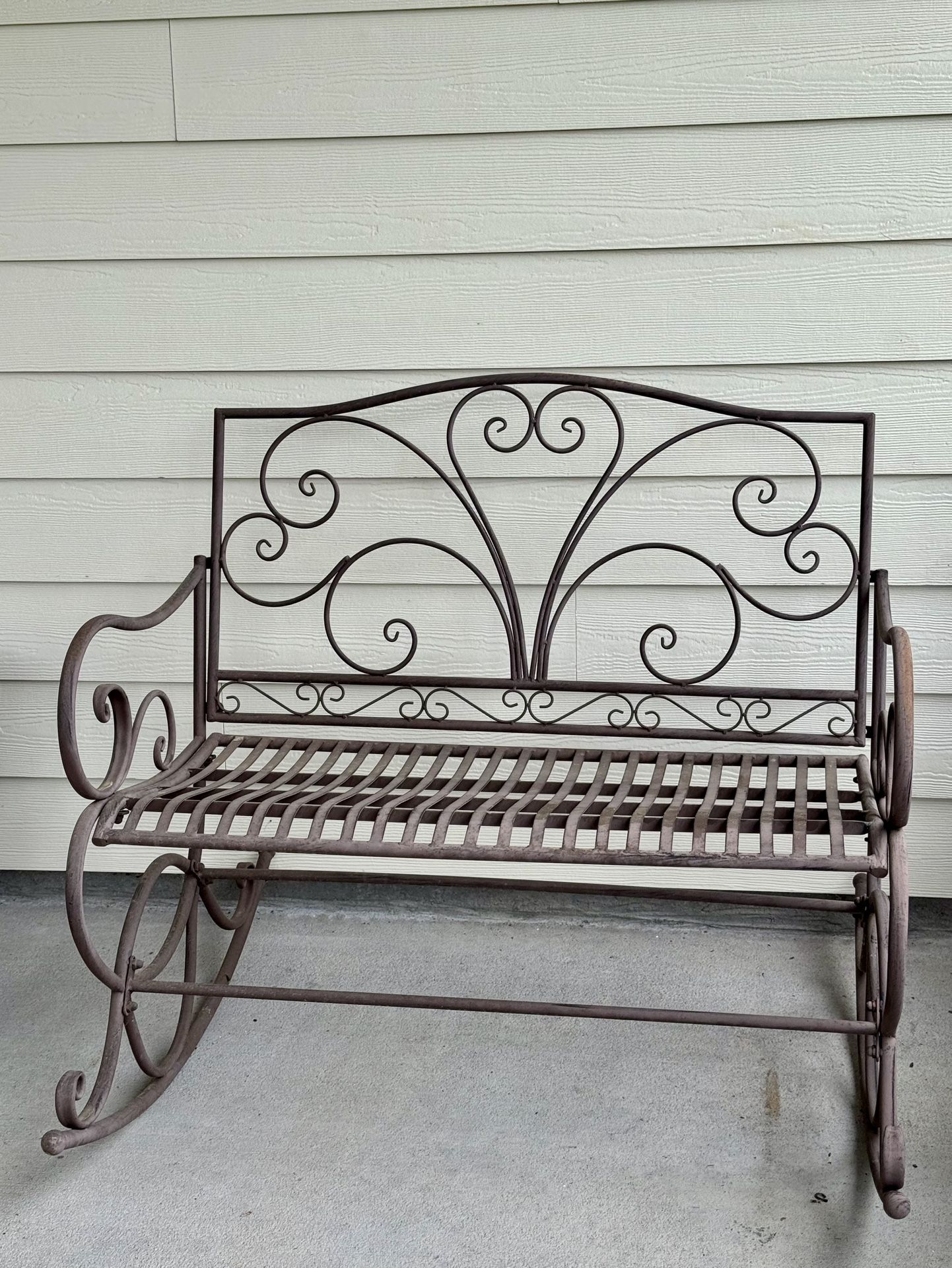 Antique Brown Garden Bench, Iron Patio Bench, Outdoor Rocking Seat for Porch, Backyard