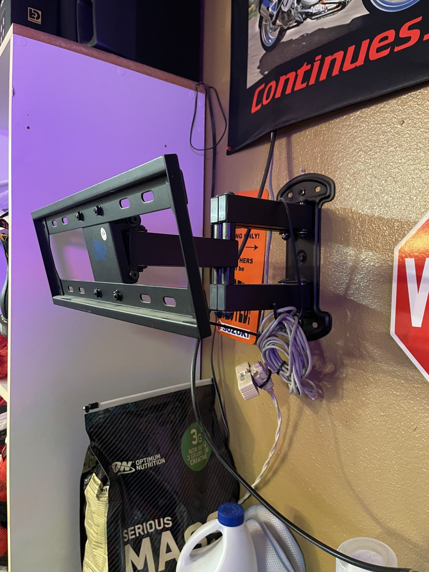 Tv and mount