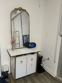 Bar With Mirror