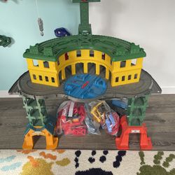 Thomas & Friends Super Station