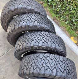 275/65/18.BFGOODICH Tires con 70% de vida las 4