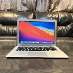 Apple MacBook Air 13 Core i7 8GB RAM 128GB SSD 13” inches macOS Big Sur laptop computer 