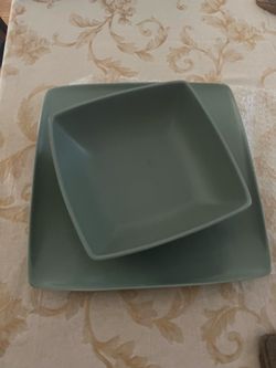 Noritake Colorwave sage green vintage square serving platter and serving bowl